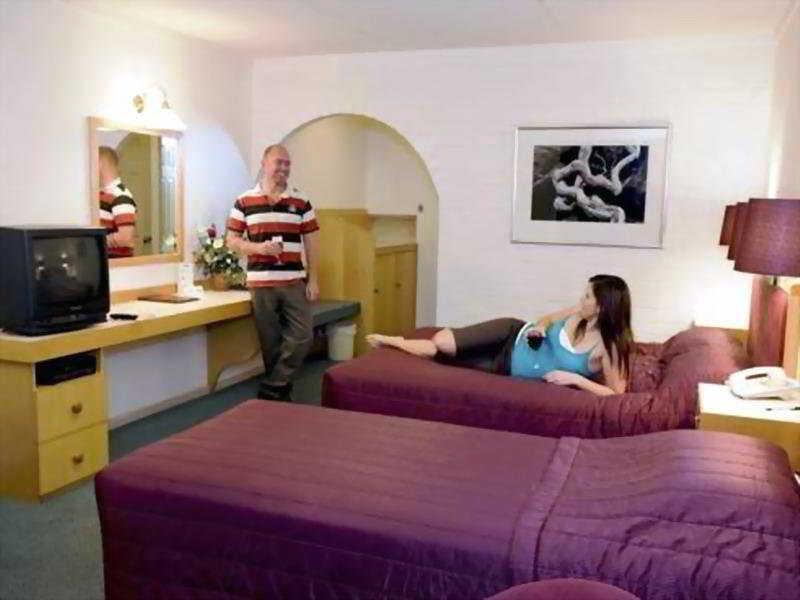 Surestay Hotel By Best Western The Clarence On Melville Albany Habitación foto